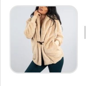 BuffBunny Teddy Coat in Prosecco